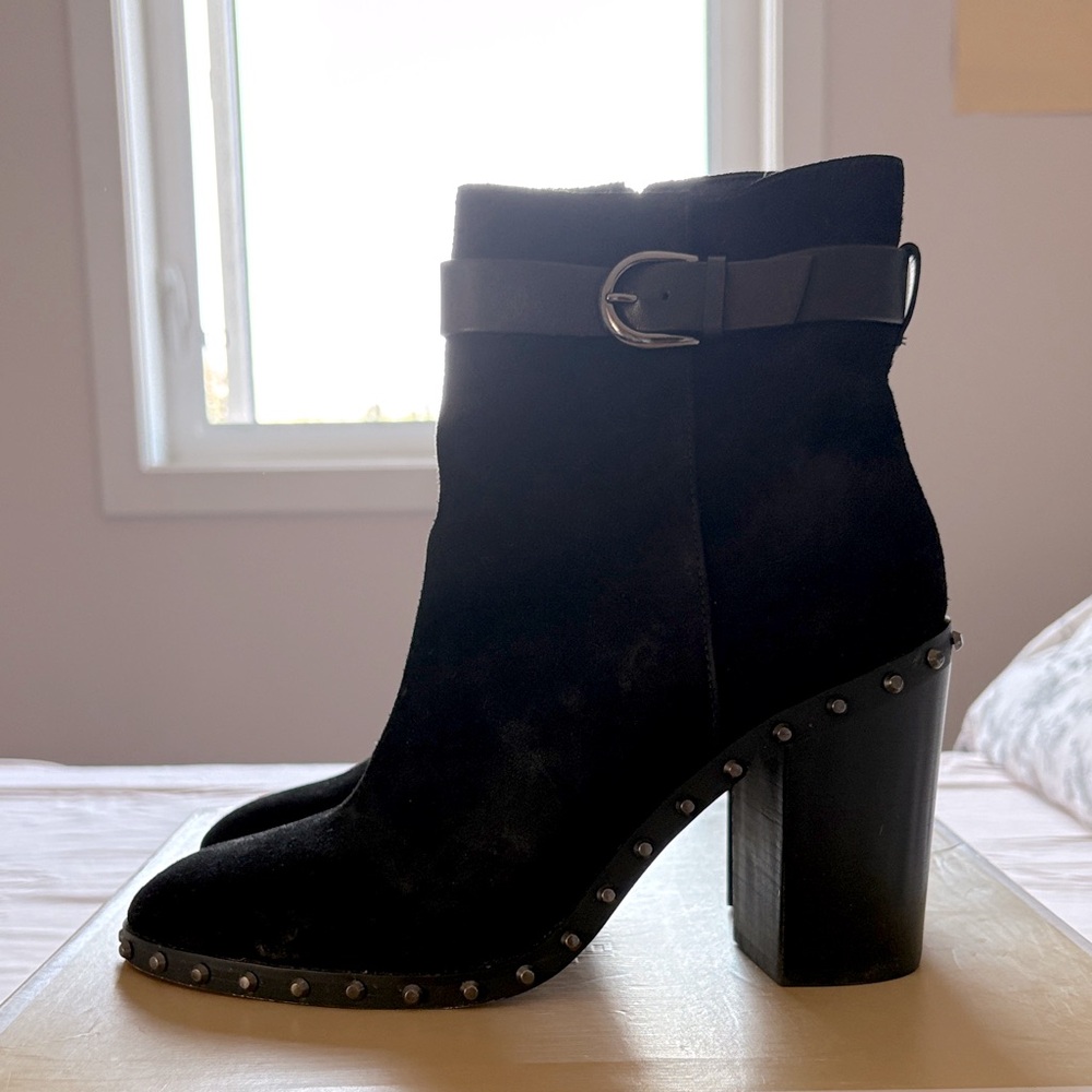 Michael Kors Livvy Bootie Black Suede